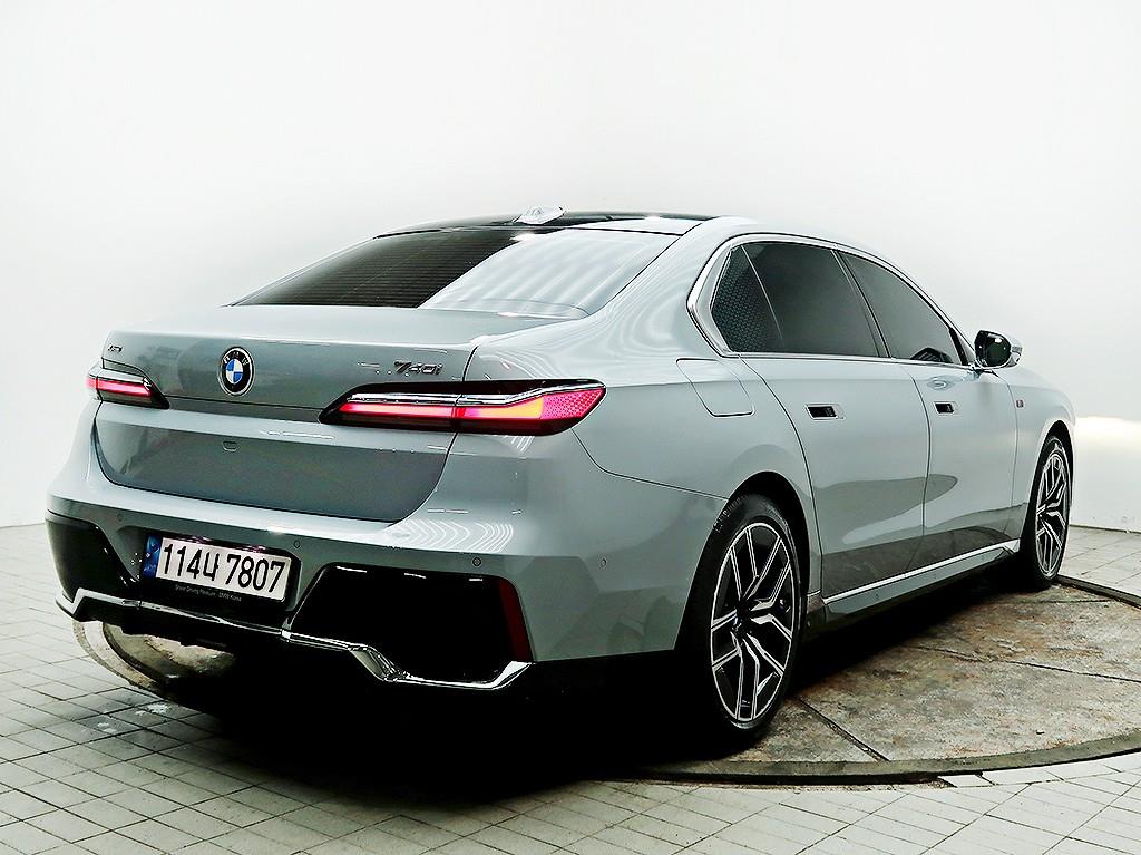 [BMW] 7시리즈 (G70) 740i sDrive M 스포츠 - 이미지 4