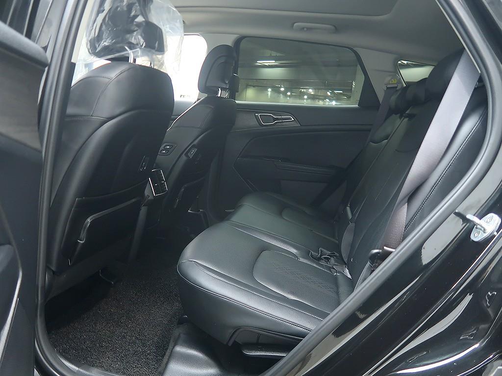 [기아] 스포티지 5세대 (NQ5) 1.6 가솔린 2WD 시그니처 그래비티 - 이미지 12