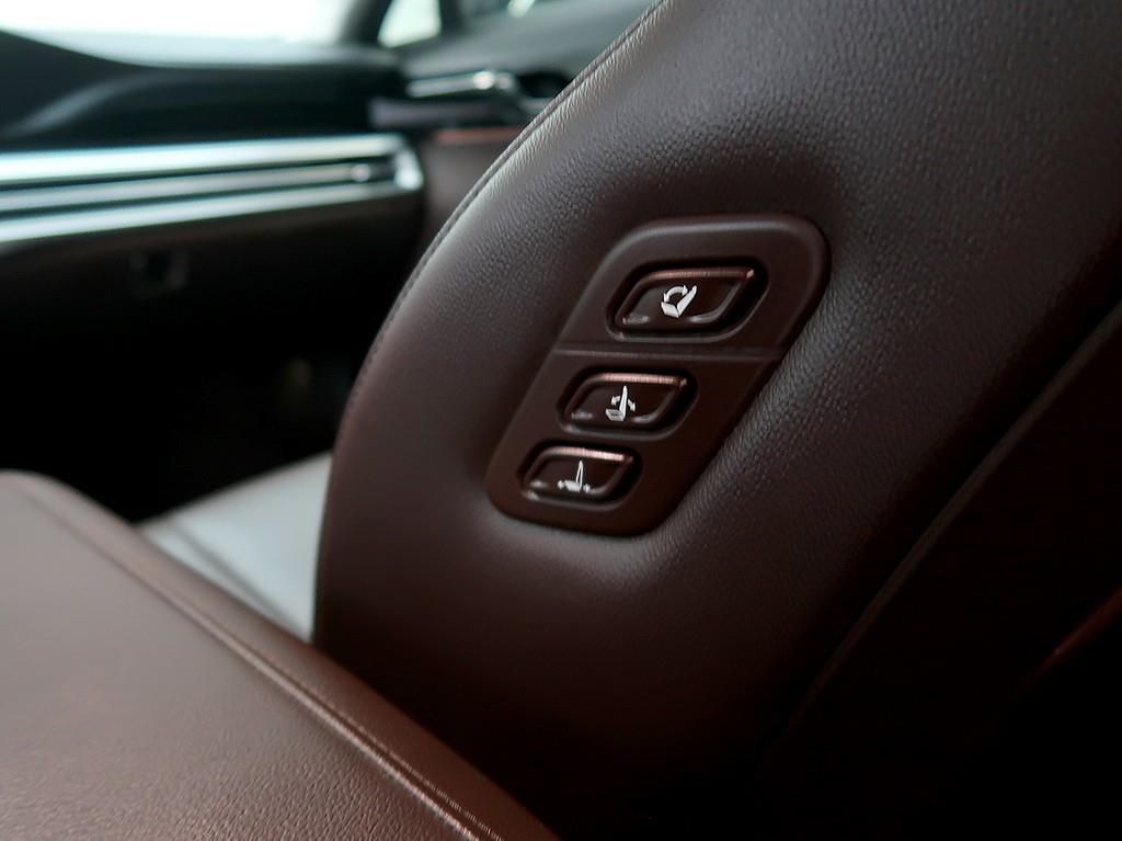 [현대] 그랜저 (GN7) 가솔린 2.5 2WD 익스클루시브       (5인승) - 이미지 17