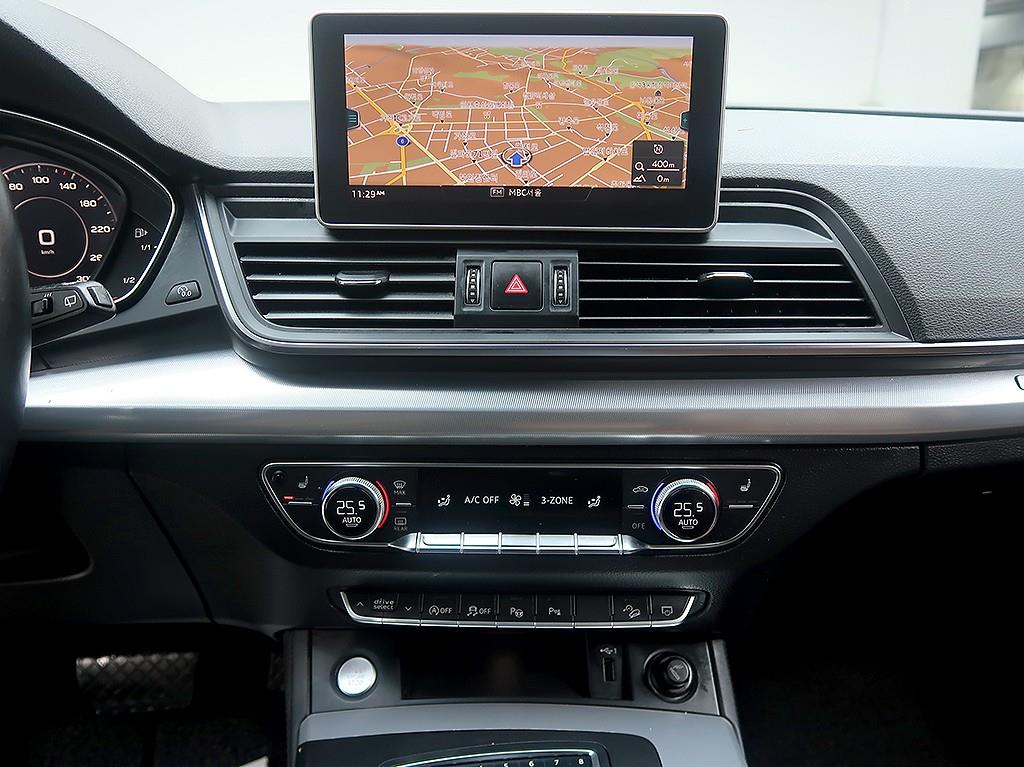 [아우디] Q5 (FY) 45 TFSI 콰트로 프리미엄 - 이미지 9