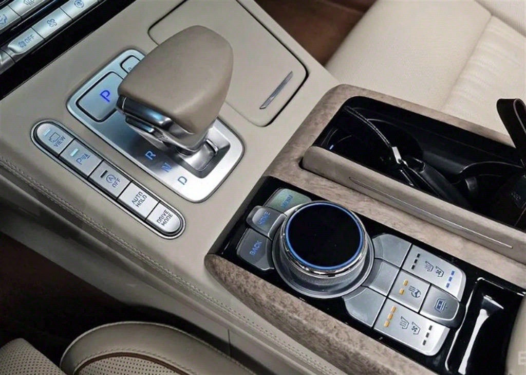 [제네시스] G90 3.3 T AWD 프리미엄 럭셔리 - 이미지 9