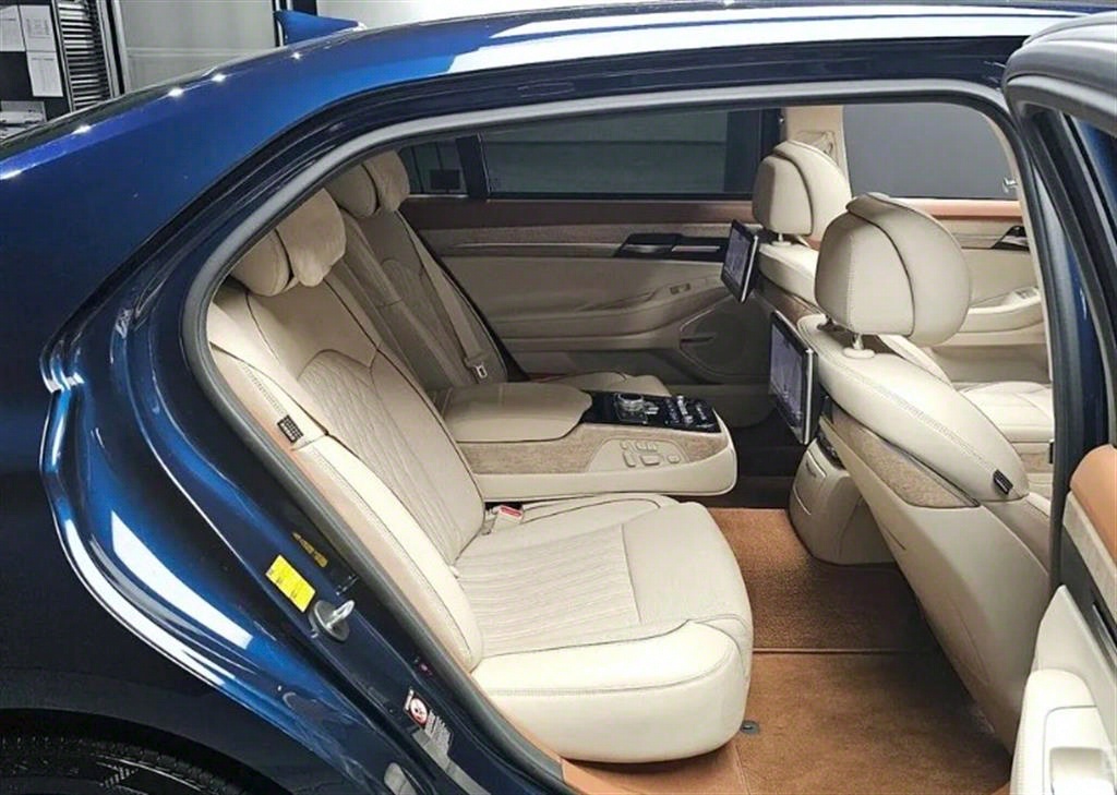 [제네시스] G90 3.3 T AWD 프리미엄 럭셔리 - 이미지 11