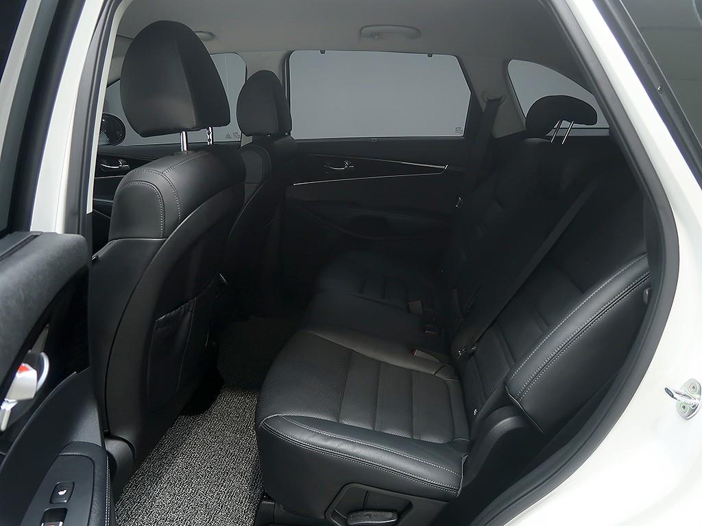 [기아] 더 뉴 쏘렌토 가솔린 2.0 터보 2WD 마스터 스페셜 - 이미지 12