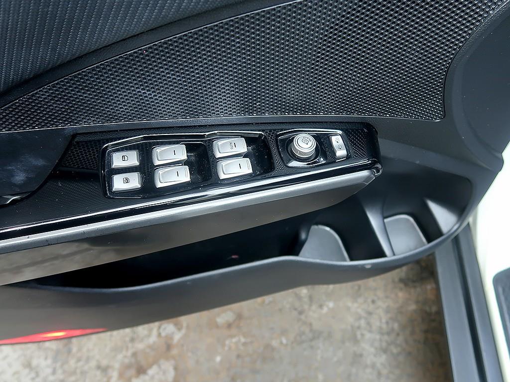 [KG모빌리티(쌍용) ] 티볼리 에어 2WD 가솔린 1.6 IX - 이미지 13