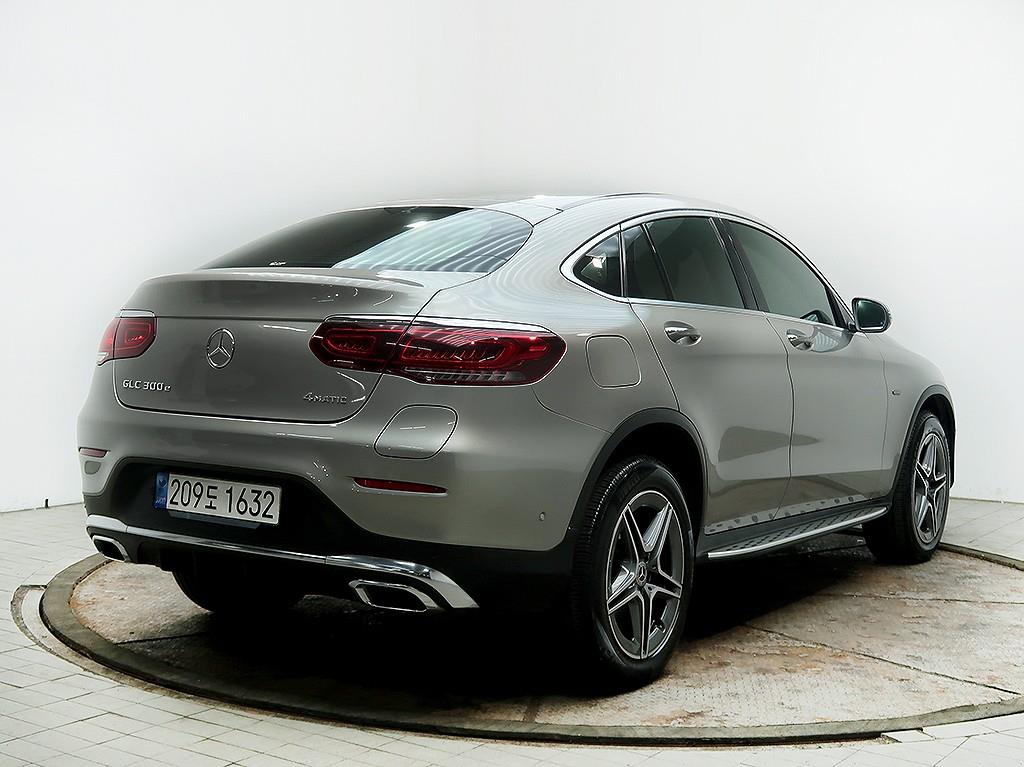 [벤츠] GLC클래스 X253 GLC 300 e 4MATIC 쿠페 - 이미지 4
