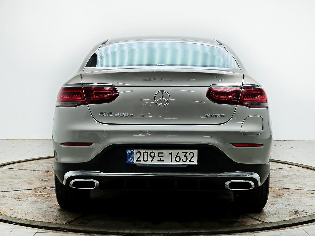[벤츠] GLC클래스 X253 GLC 300 e 4MATIC 쿠페 - 이미지 3