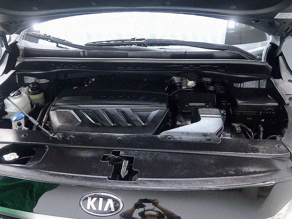 [기아] 더 뉴 카니발 디젤 9인승 럭셔리 - 이미지 8