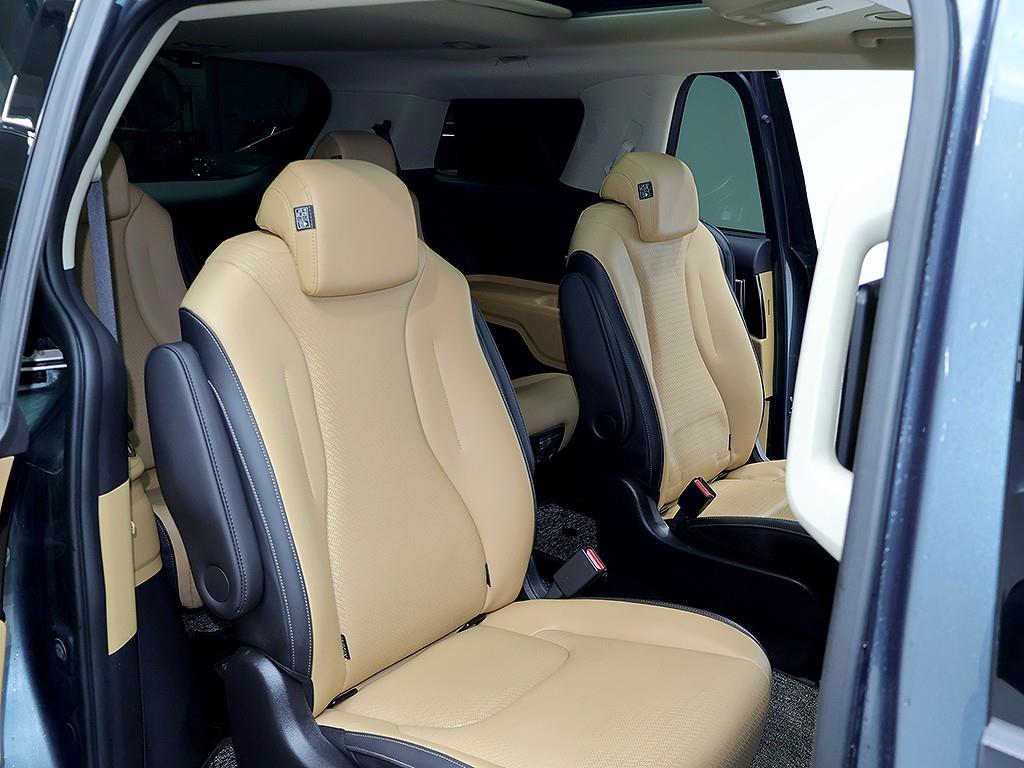 [기아] 카니발 4세대 가솔린 9인승 시그니처        (9인승) - 이미지 12