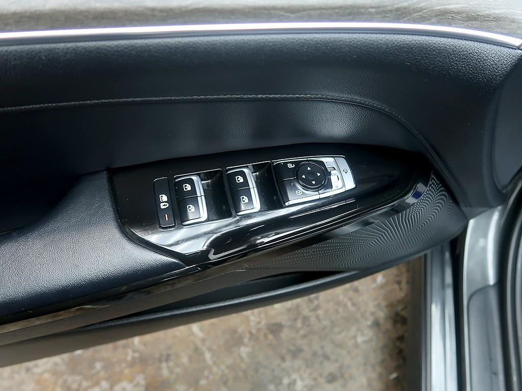 [기아] K5 3세대 2.0 노블레스 - 이미지 15