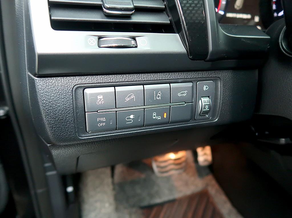 [KG모빌리티(쌍용) ] G4렉스턴 디젤 2.2 4WD 헤리티지 - 이미지 14