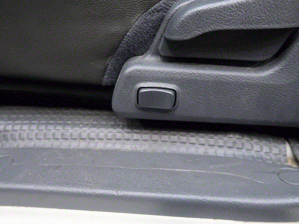 [소형화물] [냉동탑]봉고3 1.0톤/킹캡/초장축/(CRDi)        (3인승 /1톤) - 이미지 15