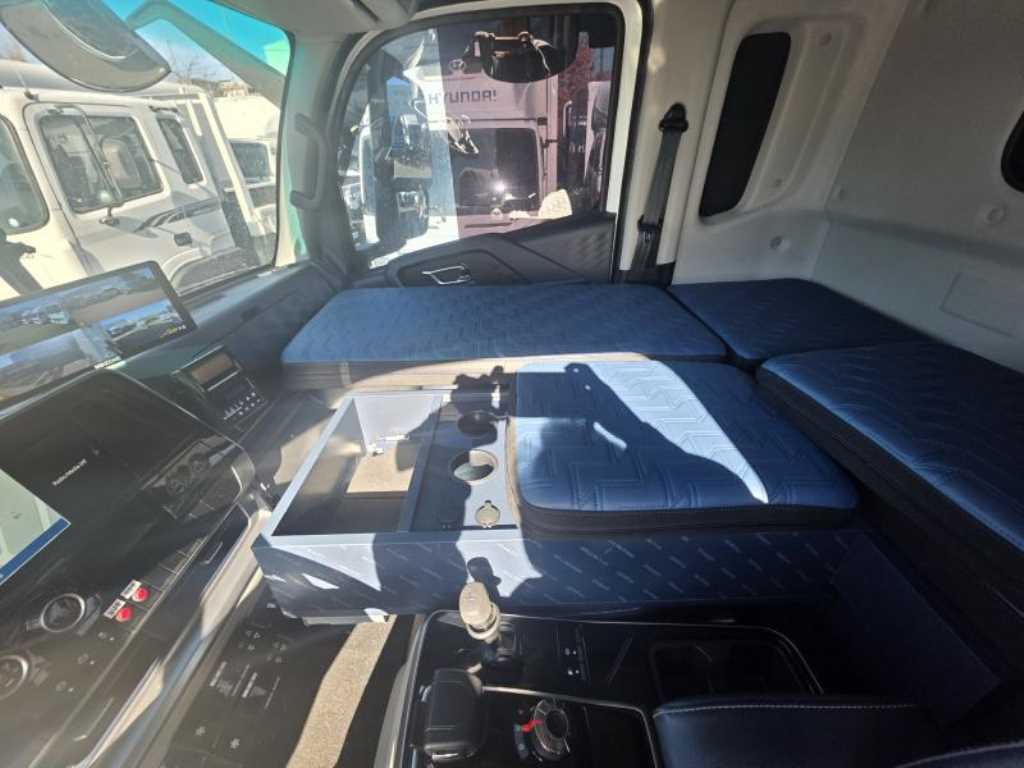 타타대우 더쎈 냉동탑차 - 이미지 12