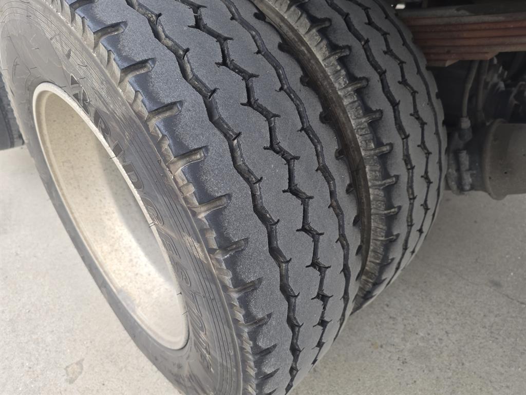 현대 파비스 8.5톤 프레스티지 극초장축 플러스 - 이미지 4