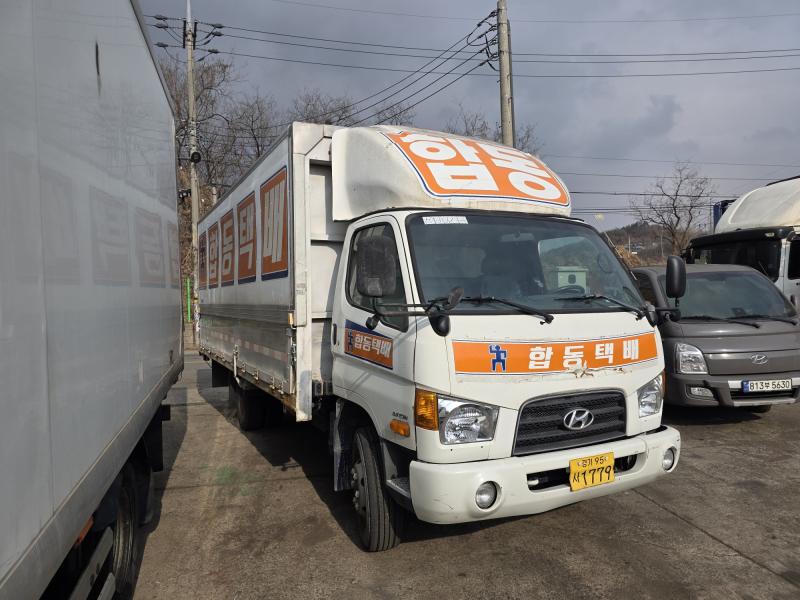 현대 e-마이티 3.5톤 일반캡 장축고상 - 이미지 8