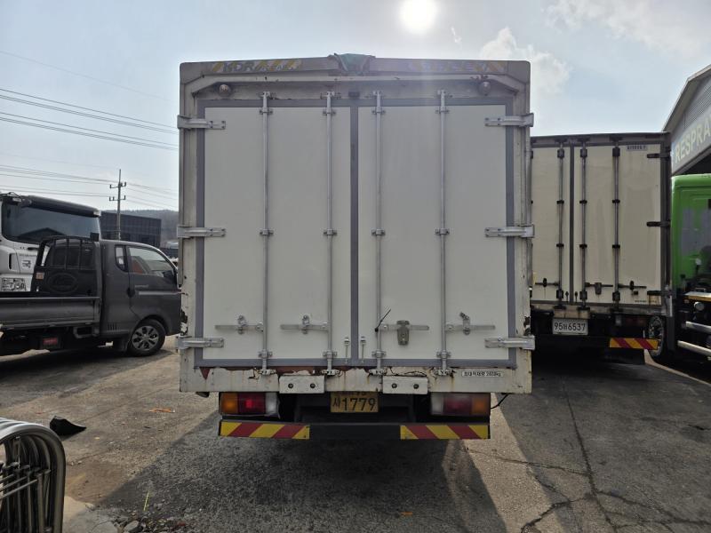 현대 e-마이티 3.5톤 일반캡 장축고상 - 이미지 12