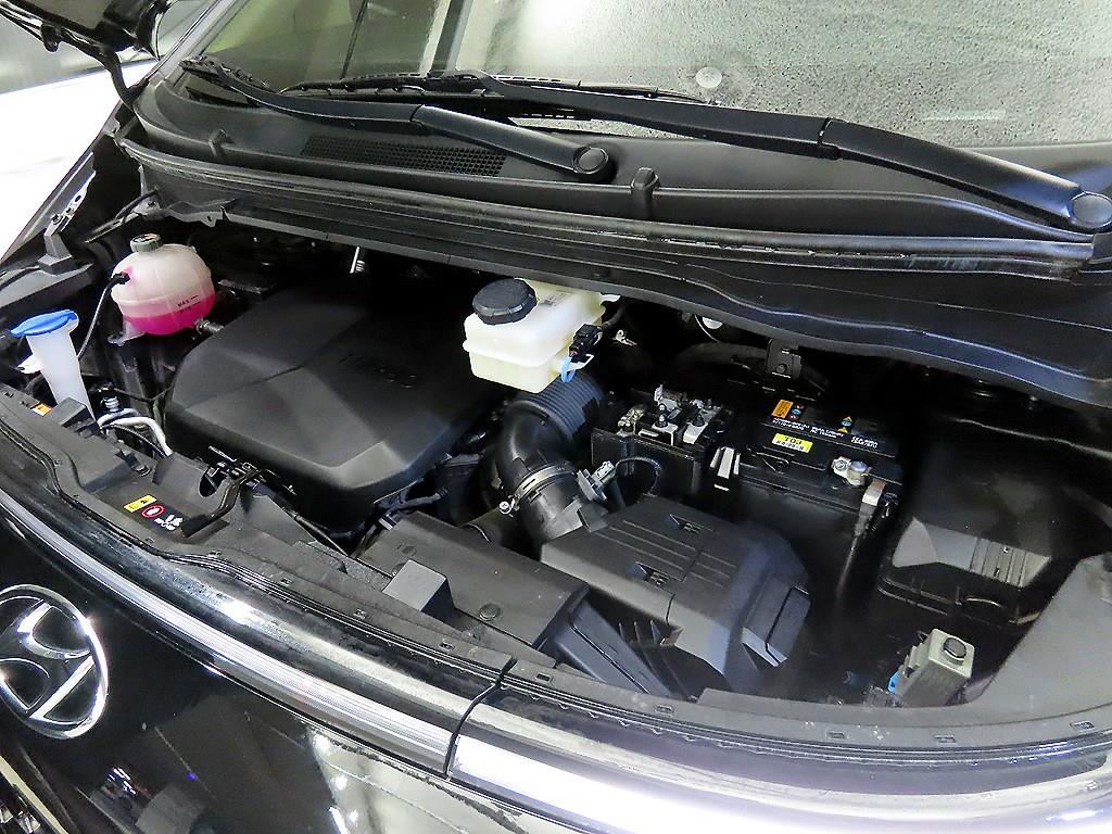 현대 스타리아 2.2 디젤 카고 5인승 모던 - 이미지 13