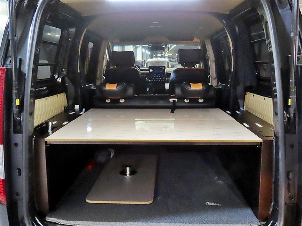 현대 스타리아 3.5 LPG 카고 5인승 모던 - 이미지 15