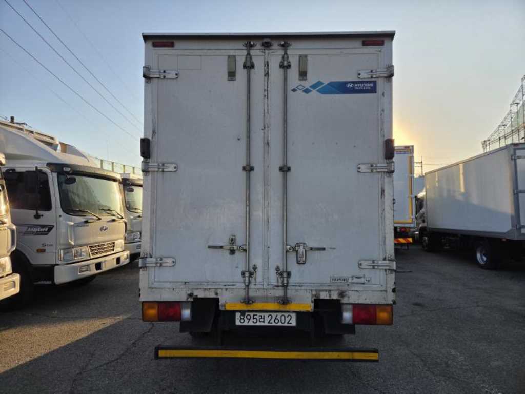 현대 올 뉴마이티 내장탑차 2.5톤 - 이미지 9