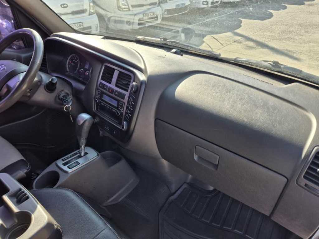 한국쓰리축 특장 내장탑차 - 이미지 7