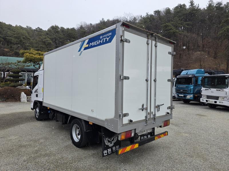 현대 올 뉴마이티 냉동탑차 2.5톤 - 이미지 7
