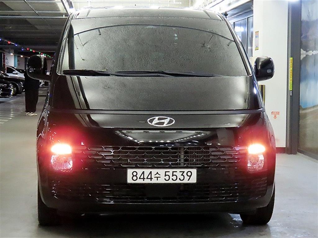 현대 스타리아 2.2 디젤 카고 5인승 모던 - 이미지 4