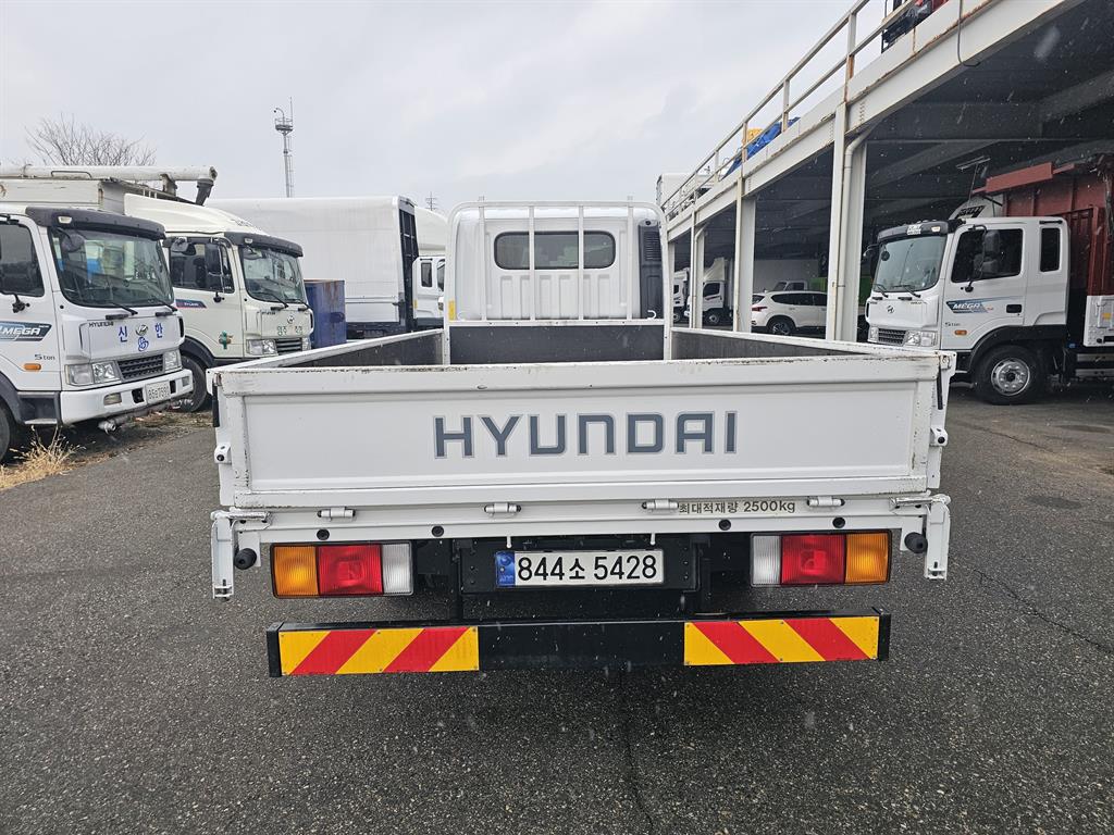 현대 올 뉴마이티 2.5톤 슈퍼캡 장축저상 - 이미지 5