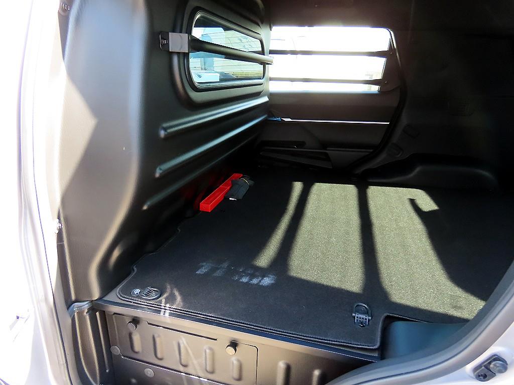 KG모빌리티(쌍용) 더 뉴토레스 1.5 GDI-T 밴 2WD TV5 - 이미지 11