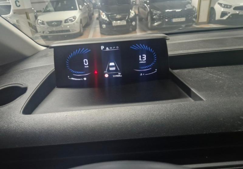 현대 스타리아 3.5 LPG 카고 3인승 모던 - 이미지 2