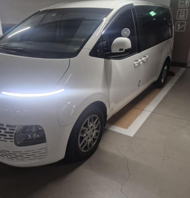 현대 스타리아 3.5 LPG 카고 3인승 모던 - 이미지 3