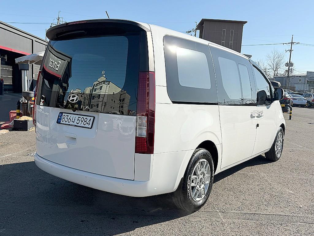 현대 스타리아 3.5 LPG 카고 5인승 모던 - 이미지 3