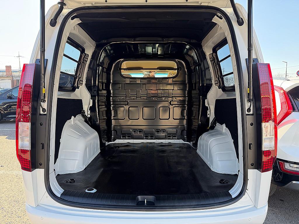 현대 스타리아 3.5 LPG 카고 5인승 모던 - 이미지 8