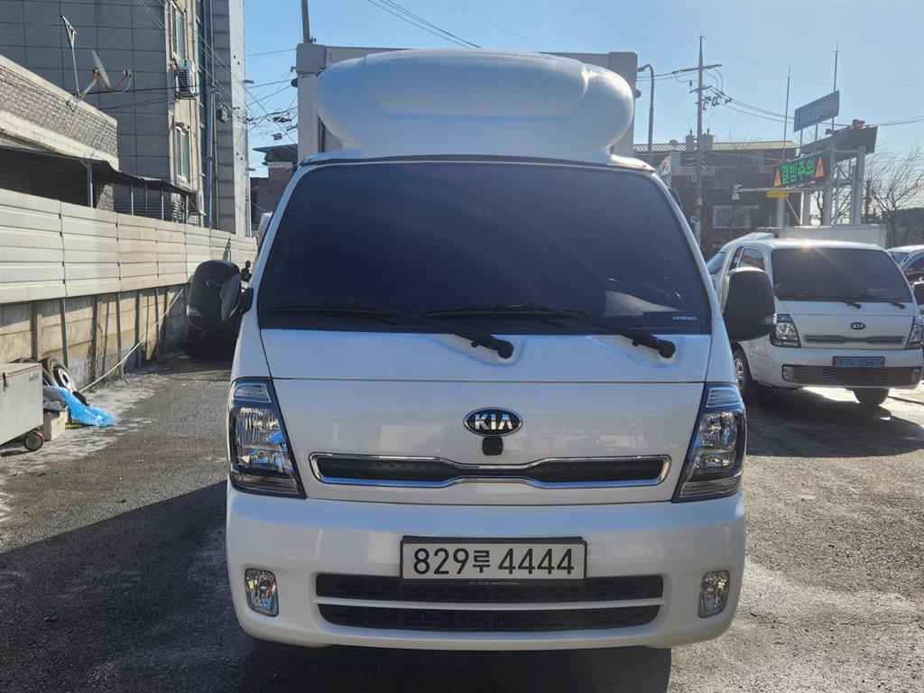 기아 더 뉴봉고Ⅲ화물 내장탑차 LPI 플러스형 - 이미지 6