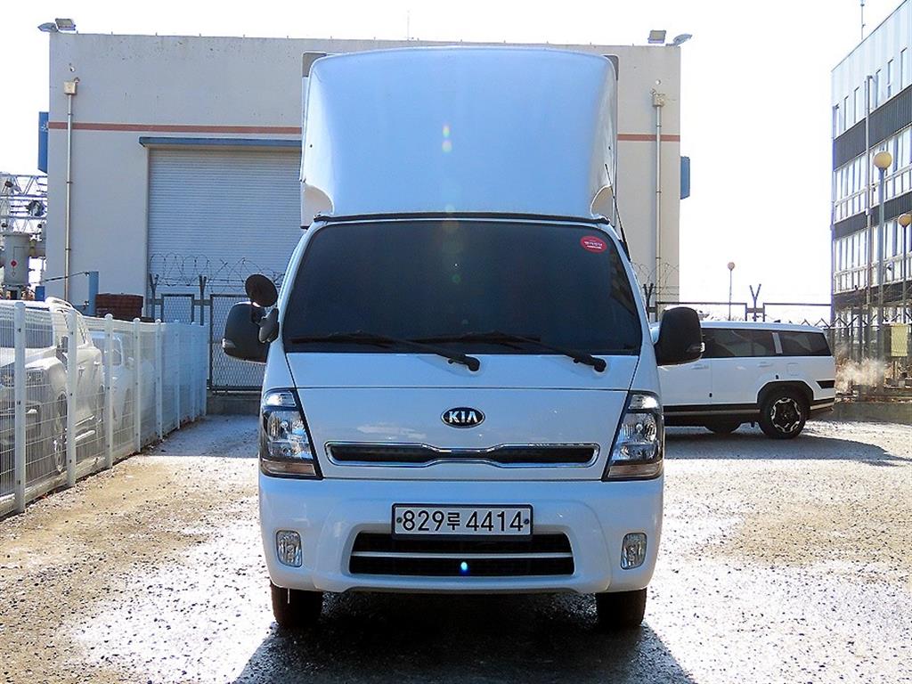기아 더 뉴봉고Ⅲ화물 내장탑차 플러스형 - 이미지 6