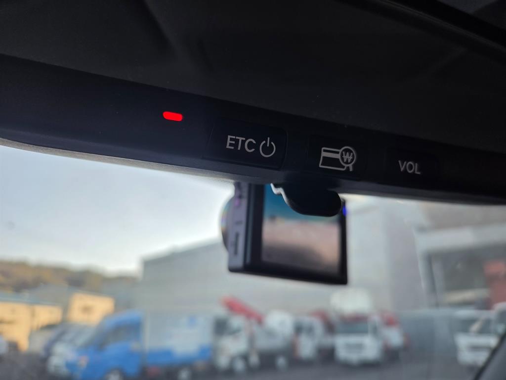 한국쓰리축 카고 1.1톤 롱바디 - 이미지 10