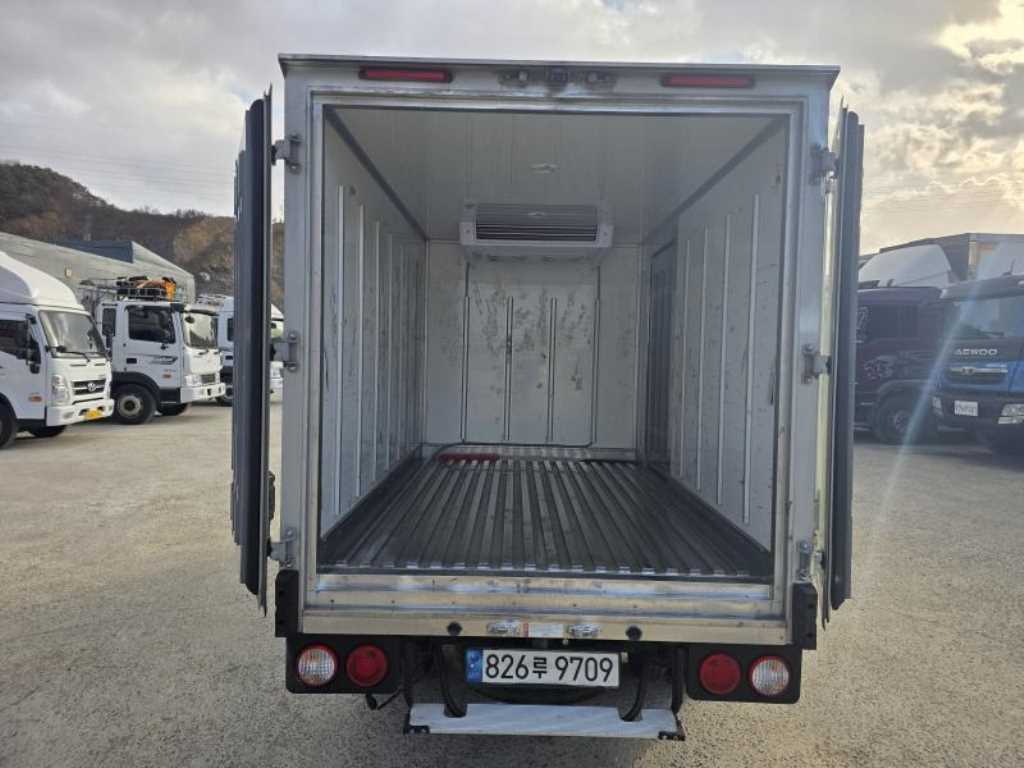 기아 더 뉴봉고Ⅲ화물 냉동탑차 플러스형 - 이미지 11