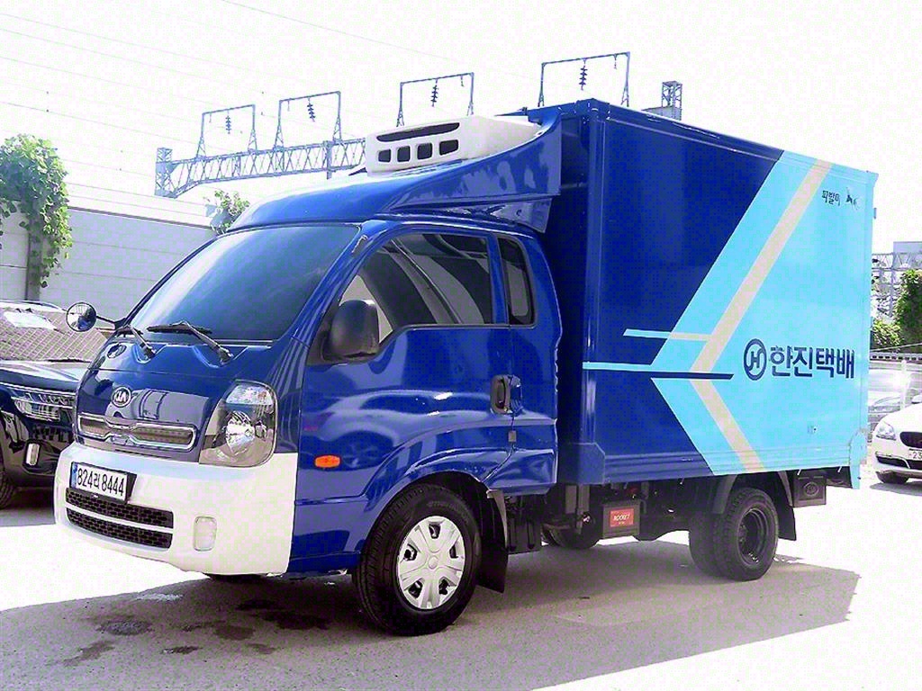 기아 봉고Ⅲ화물 냉동탑차 1톤 킹캡 - 이미지 4