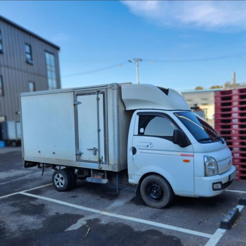 현대 포터II 하이냉동탑차 일반캡 트윈컴프 - 이미지 4