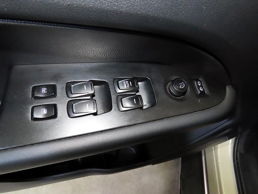 KG모빌리티(쌍용) 더 뉴렉스턴 스포츠 쿨멘 2.2 2WD 와일드 - 이미지 5