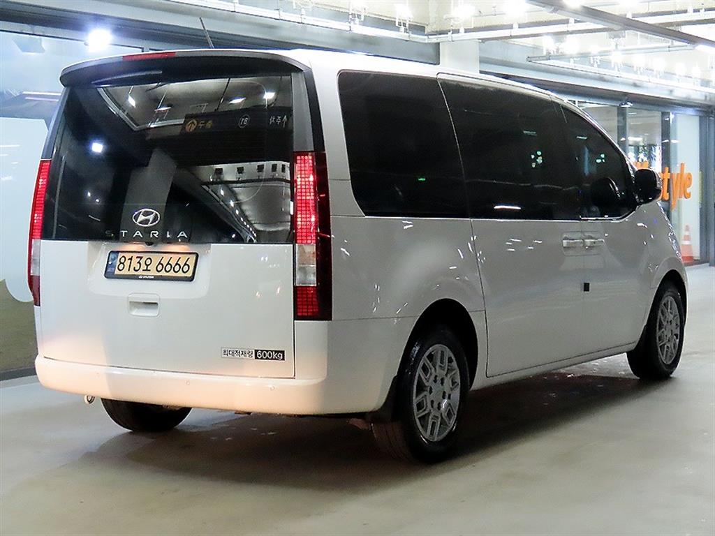 현대 스타리아 2.2 디젤 카고 5인승 모던 - 이미지 11