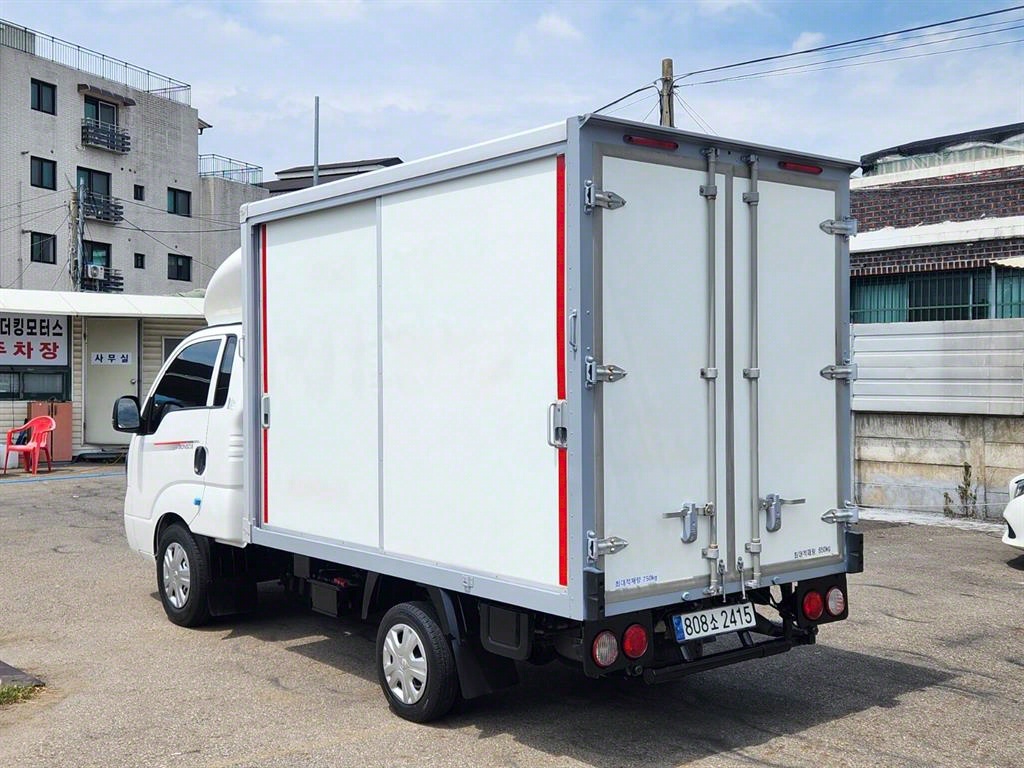 기아 더 뉴봉고Ⅲ화물 내장탑차 LPI 플러스형 - 이미지 9