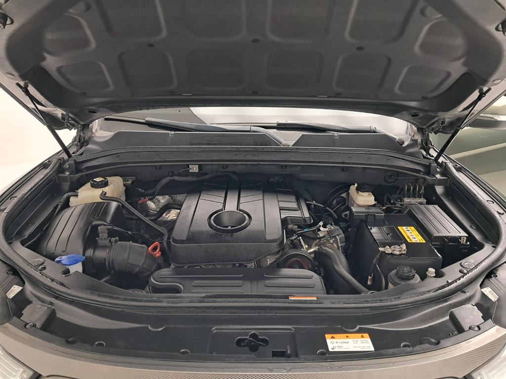 KG모빌리티(쌍용) 더 뉴렉스턴 스포츠 칸 2.2 4WD 프레스티지 - 이미지 17