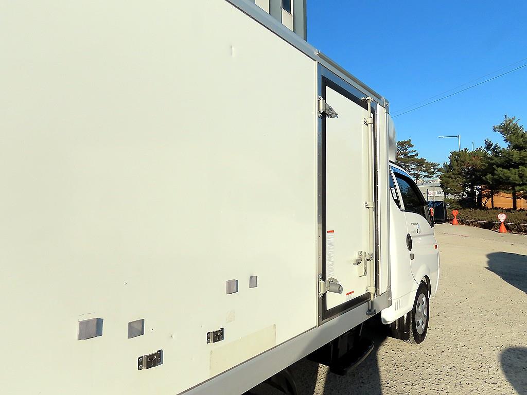 현대 포터II 냉동탑차 LPG 슈퍼캡 트윈컴프 - 이미지 15