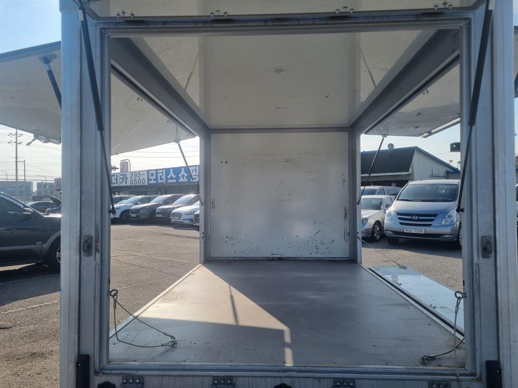 현대 포터II 다용도탑차 - 이미지 11