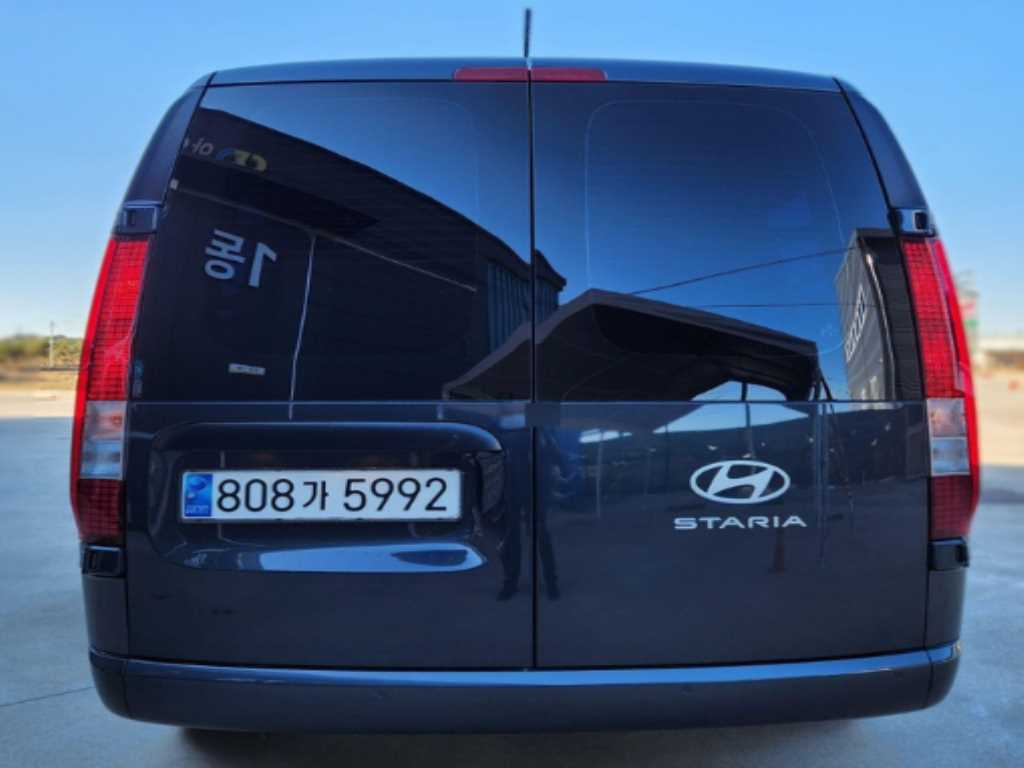 현대 스타리아 하이브리드 1.6 HEV 카고 5인승 모던 - 이미지 5