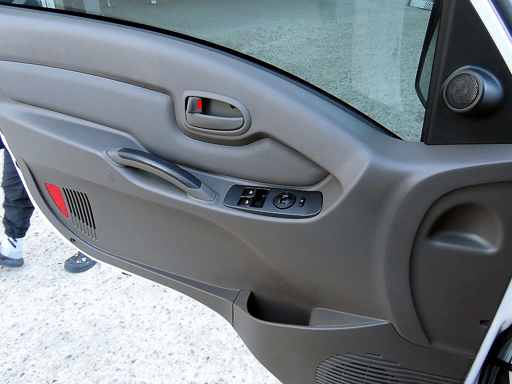 현대 포터II 내장탑차 LPG 슈퍼캡 - 이미지 7