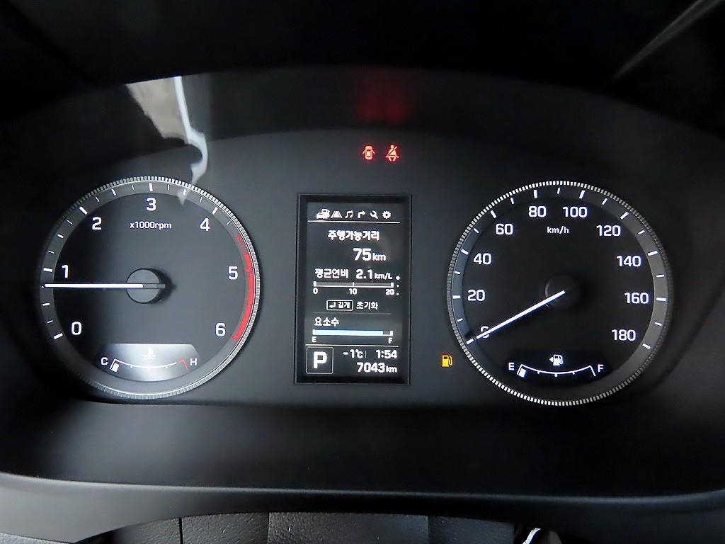 현대 쏠라티 15인승 럭셔리 - 이미지 4