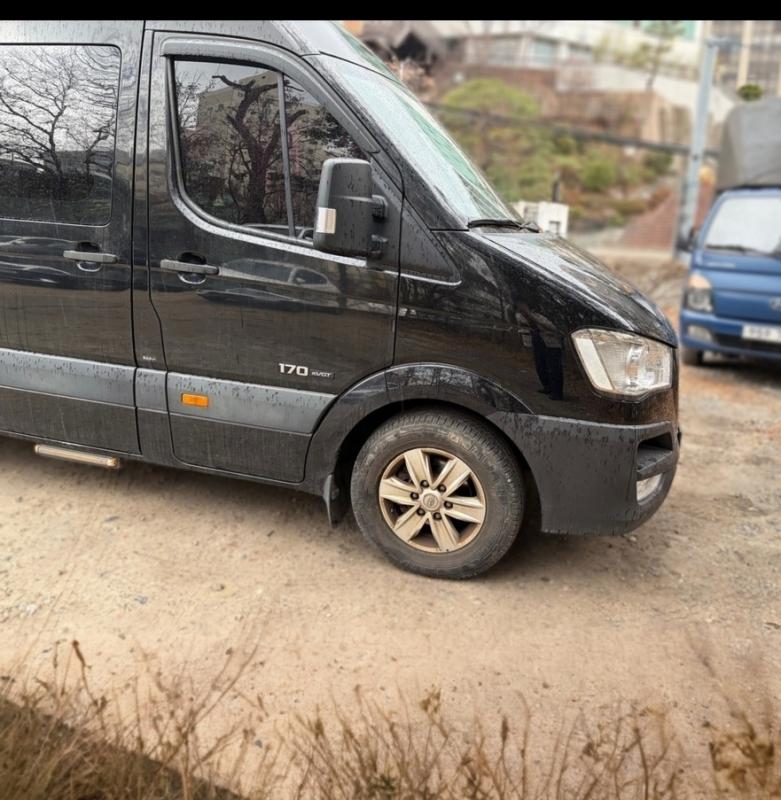 현대 쏠라티 15인승 스탠다드 - 이미지 2