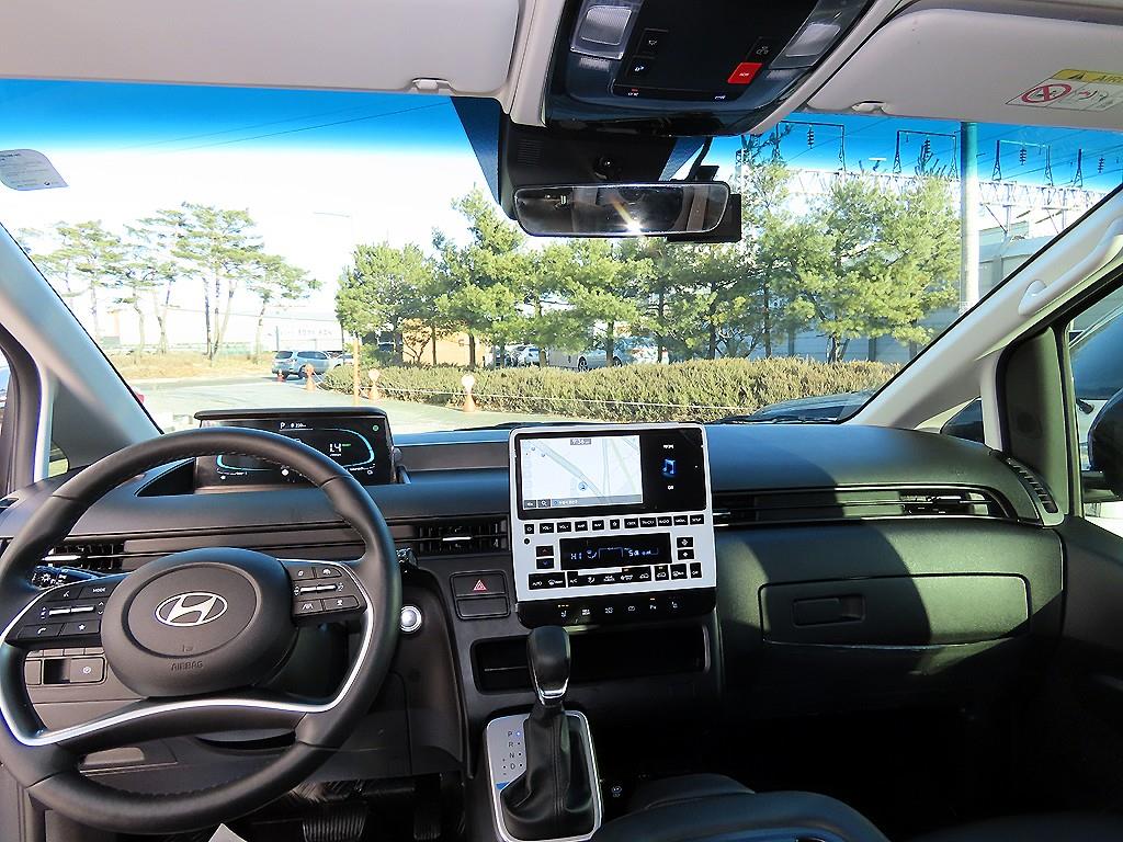 현대 스타리아 하이브리드 1.6 HEV 투어러 11인승 모던 - 이미지 12