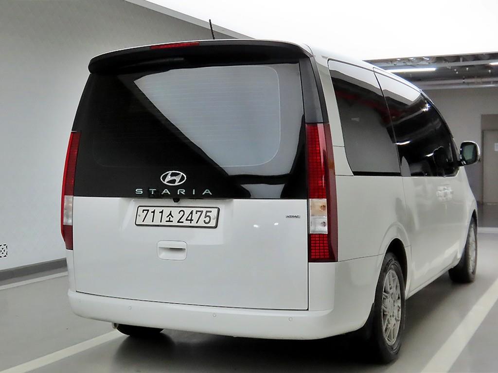 현대 스타리아 2.2 디젤 투어러 11인승 4WD 모던 - 이미지 16