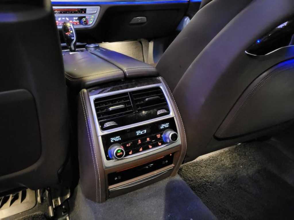 BMW 7시리즈(6세대) 750Li xDrive - 이미지 14